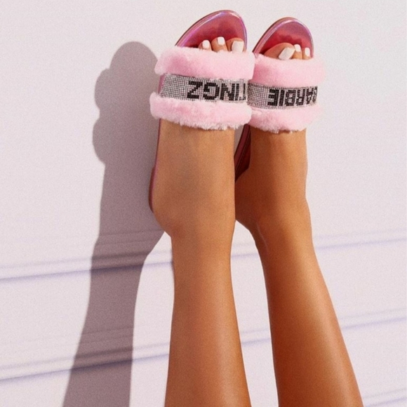 💞Barbie Tingz Rhinestone And Fur Slides - Picture 1 of 4